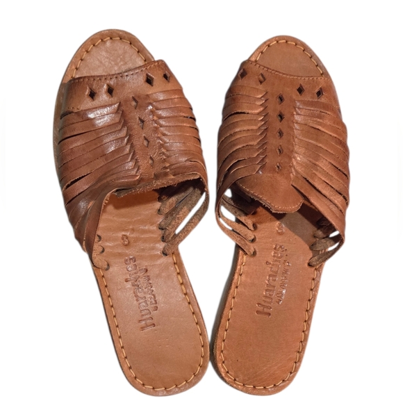 Bearpaw - Women's Rosa Sandals Slip-on Peep-toe Style Woven Leather - Picture 6 of 7